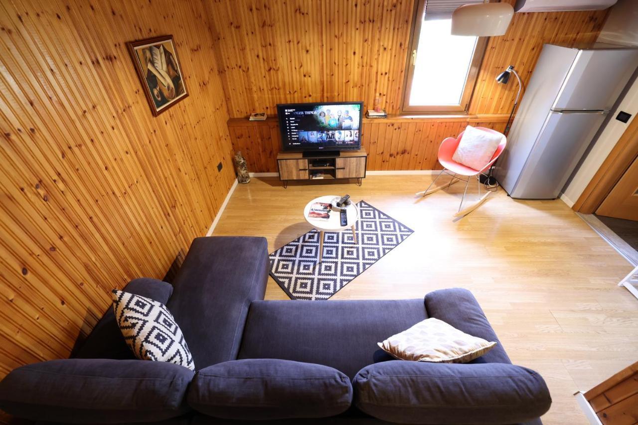 Experience, Authentic In The Heart Of Old * Tirana